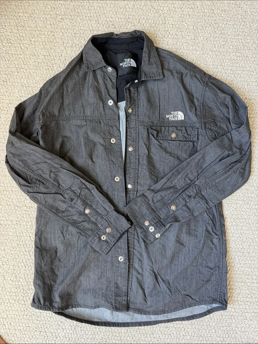 The North Face Men's Dark Gray Lightweight Button-Front Shirt Jacket Size S